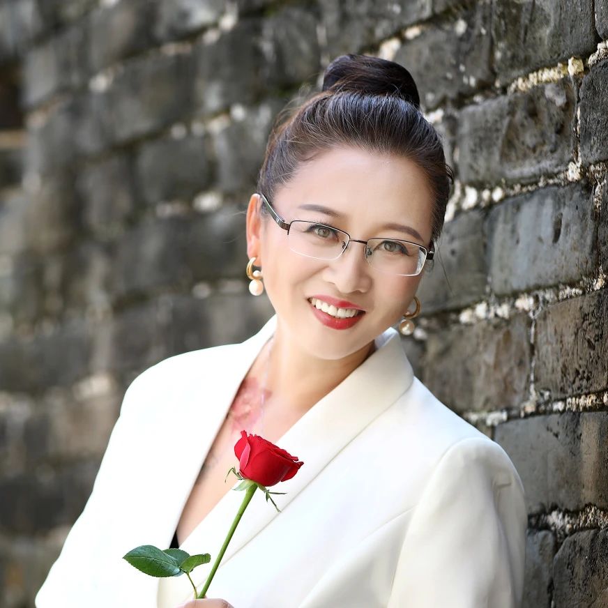 1744858505653820.jpg 杜庆洁.jpg